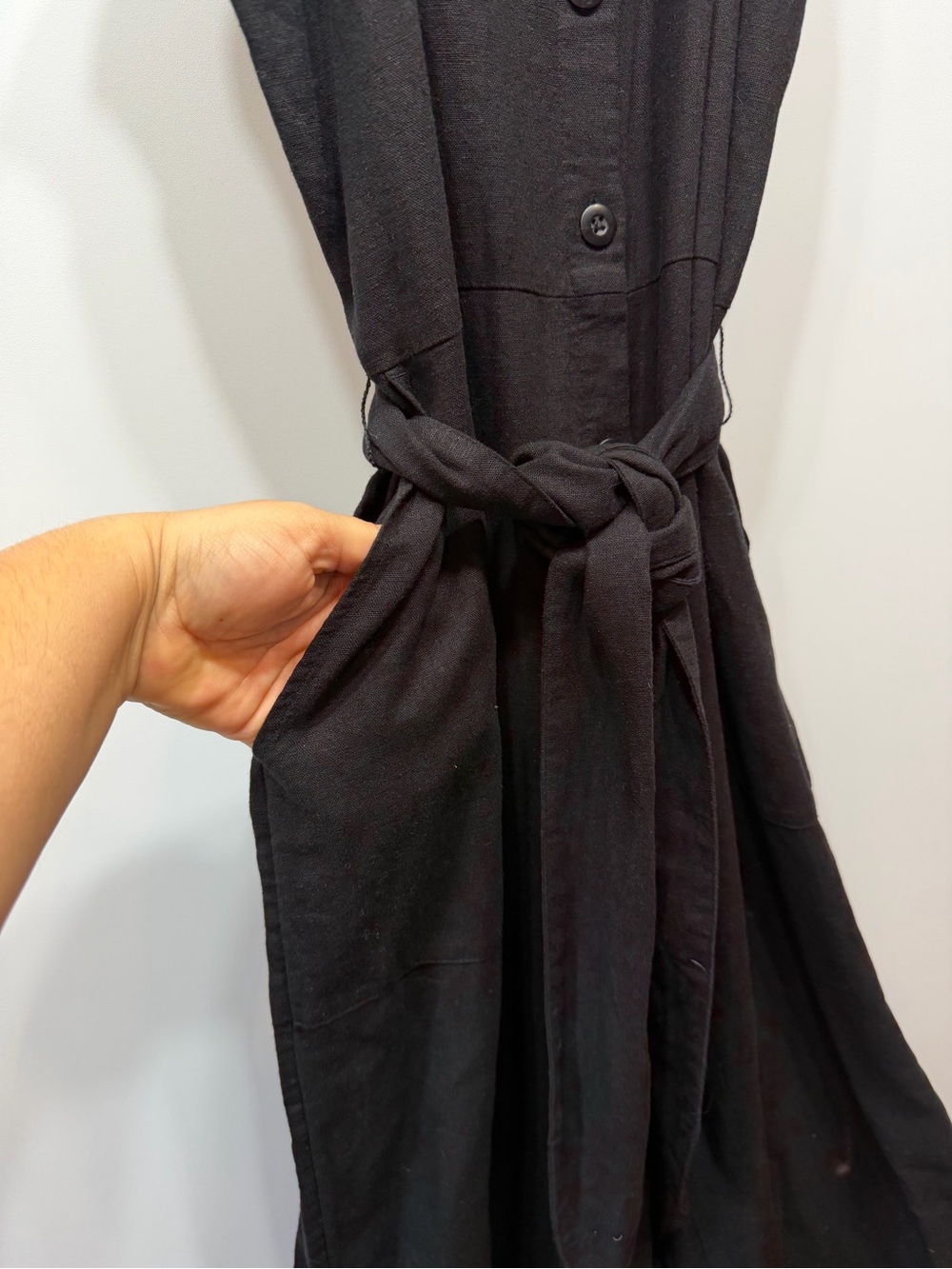 Old Navy Black Button-Front Wide-Leg Jumpsuit - Picture 6 of 14